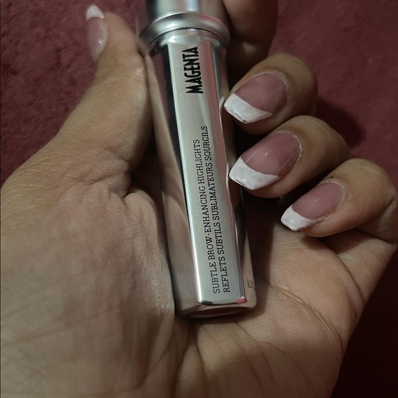 Benefit cosmetics 3D brow tones - Picture 2 of 7